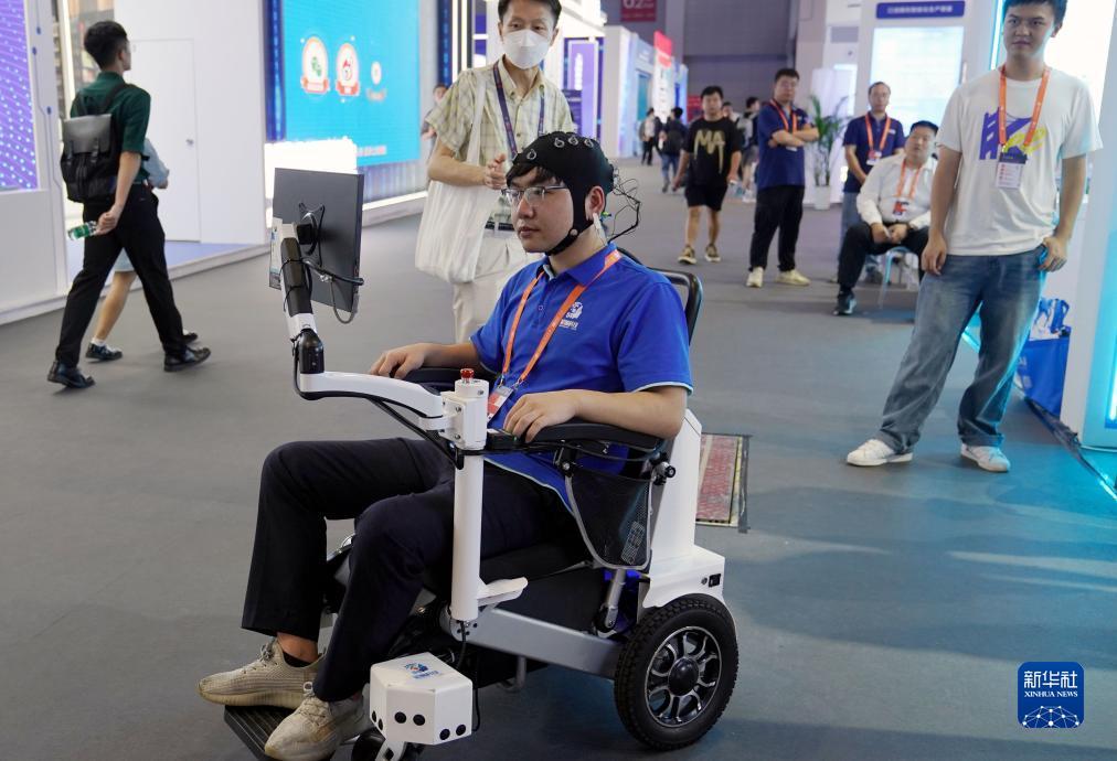 最新真人游戏